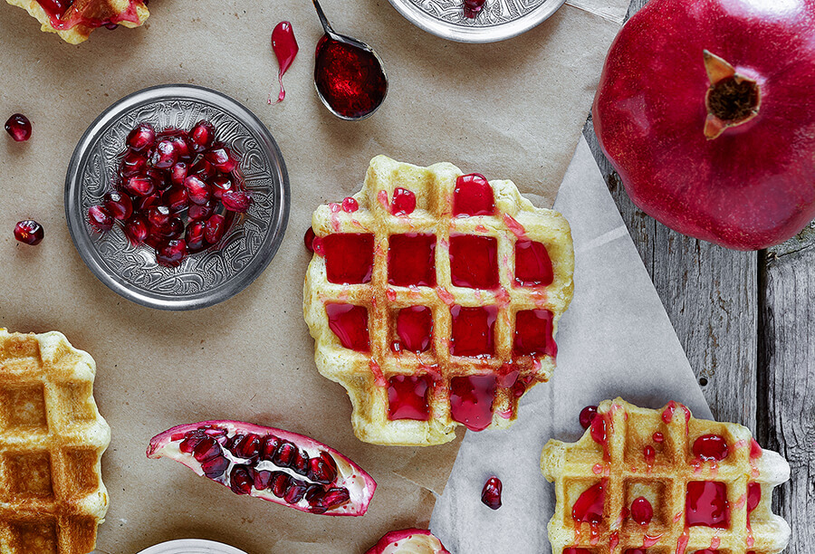 waffle con confettura di melagrane