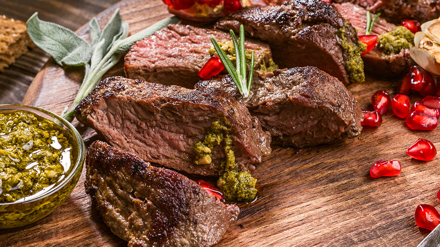 carne con pesto e melagrana